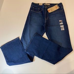 Levi’s 315 Shaping Bootcut